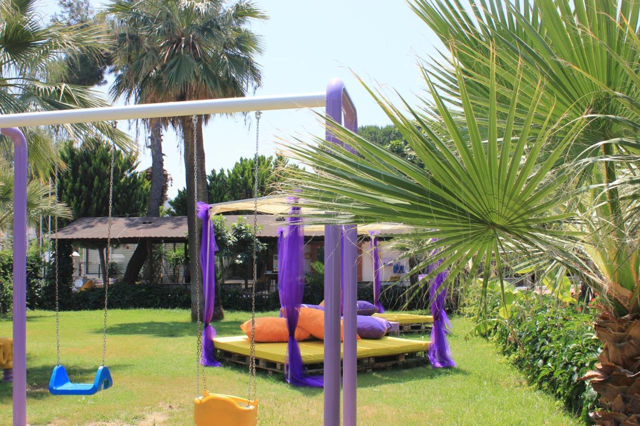 Pigale Family Club Hotel Kusadasi Exterior photo